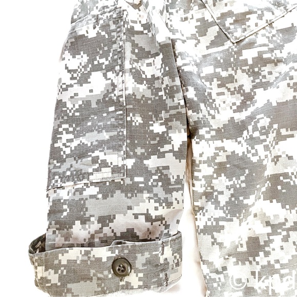 Authentic Military jacket MediumLong NSN: 8415-01-586-0645, NATO Size: 6090/9404 - Picture 2 of 10